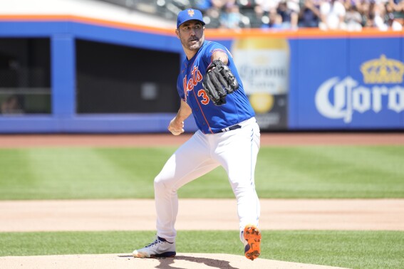 Mets pitcher Jacob deGrom aces first spring exam