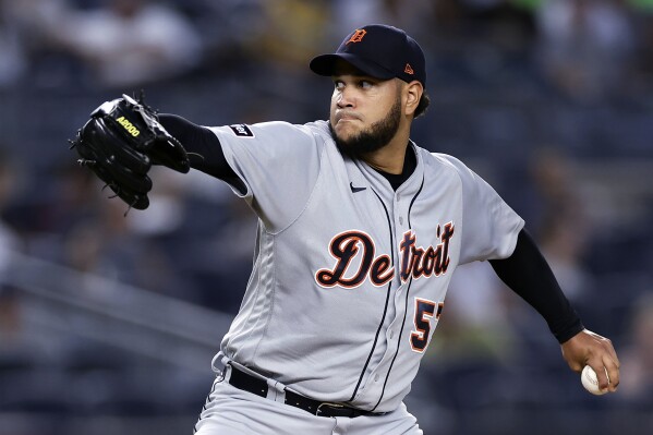 FILE - Detroit Tigers starting pitcher Eduardo Rodriguez throws to a New York Yankees batter during the first inning of a baseball game Sept. 7, 2023, in New York. Rodriguez and the Arizona Diamondbacks finalized an $80 million, four-year contract Friday, Dec. 8. The deal had been agreed to Wednesday subject to a successful physical. The agreement includes a conditional option for 2028 that could make the deal worth $100 million. (AP Photo/Adam Hunger, File)