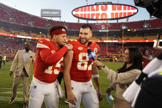 Chiefs' Patrick Mahomes happy for reworked deal, chance to keep winning  Super Bowls in KC