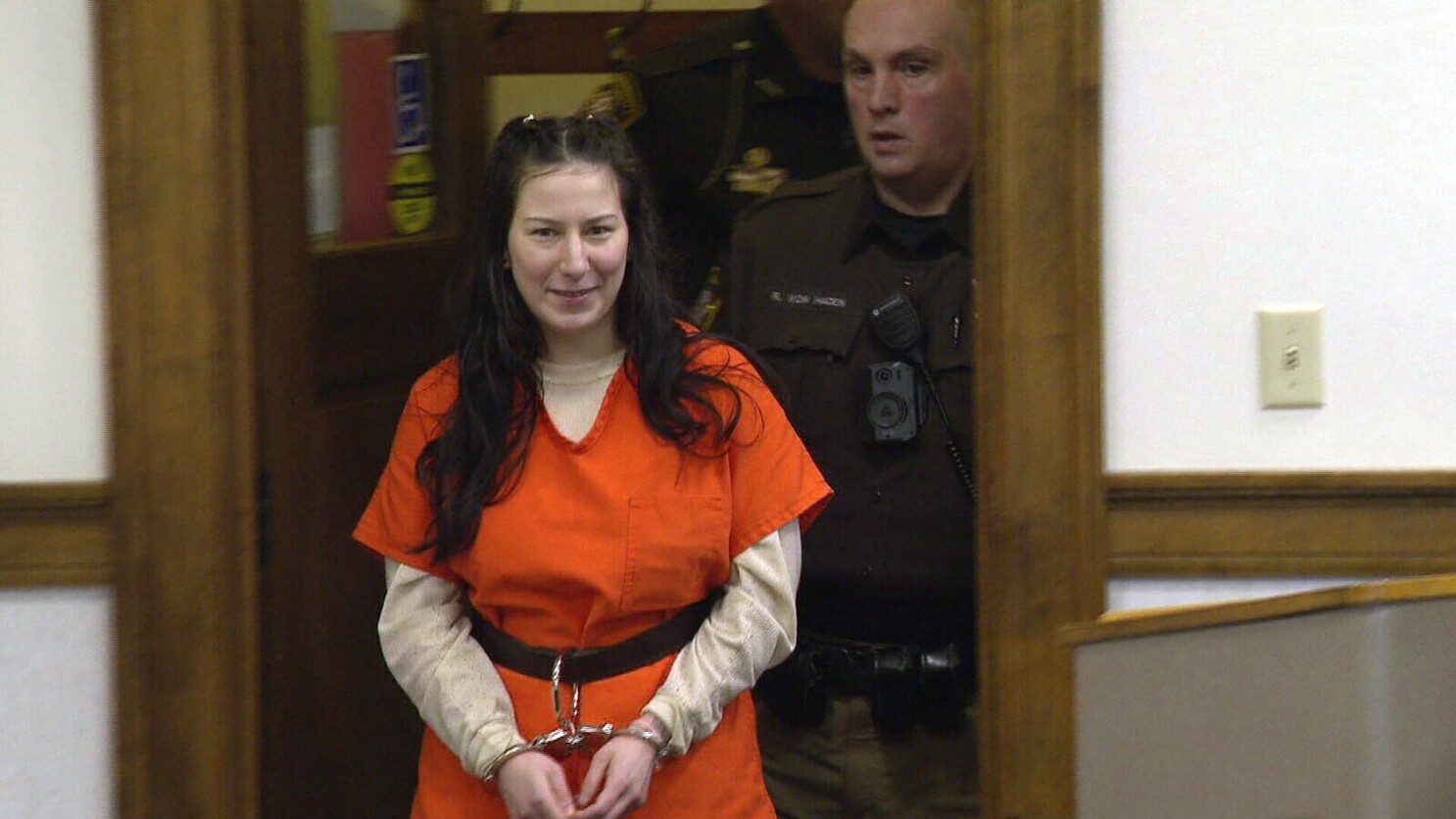 woman dismember 
