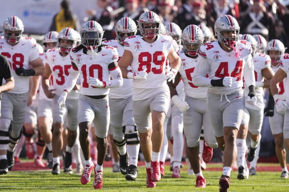 With College Football Playoff down to 4 teams, not much looks different with Big Ten and SEC