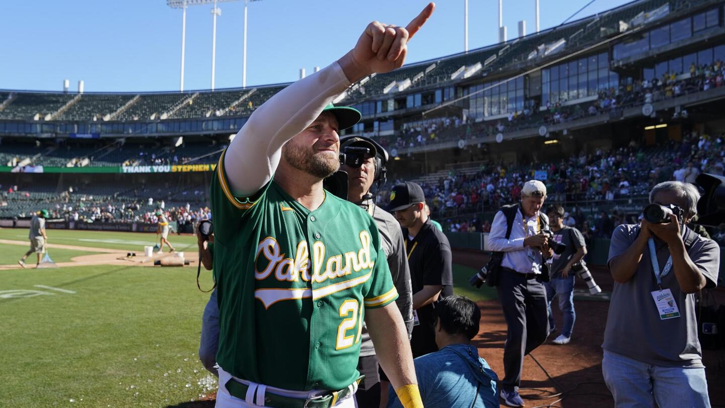 Bob Nightengale on X: There's a new name among the Oakland A's retired  jerseys.  / X