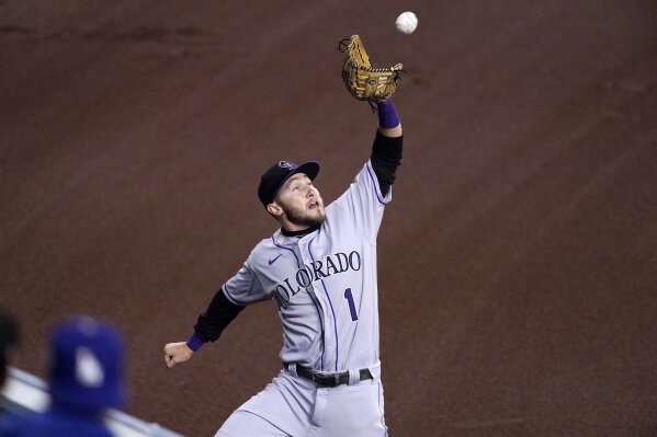 Trevor Bauer leads Dodgers' shutout of Rockies