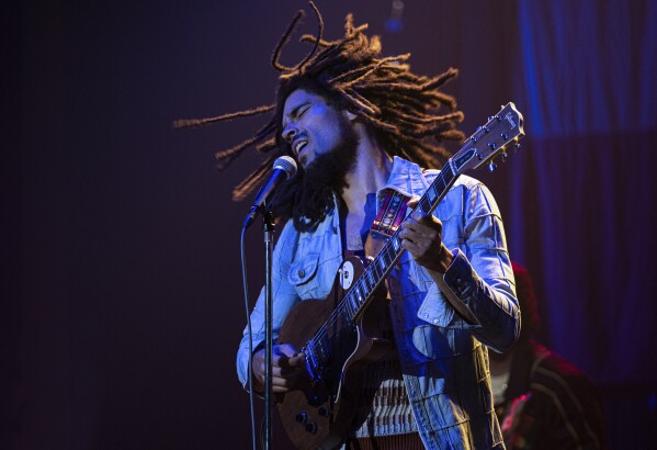 This image released by Paramount Pictures shows Kingsley Ben-Adir in "Bob Marley: One Love." (Chiabella James/Paramount Pictures via 麻豆传媒app)
