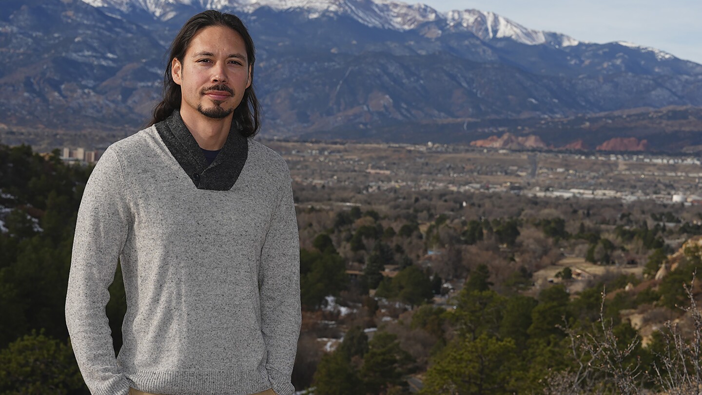 Psychedelic therapy begins in Colorado, causing tension between conservatives and vets…