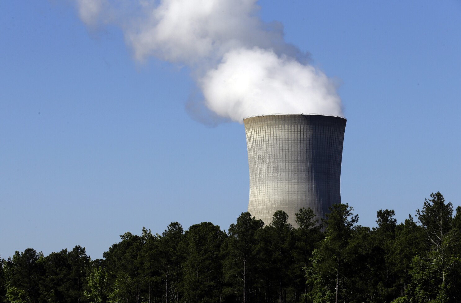 North Carolina lawmakers finalize bill that would scrap 2030 carbon reduction goal
