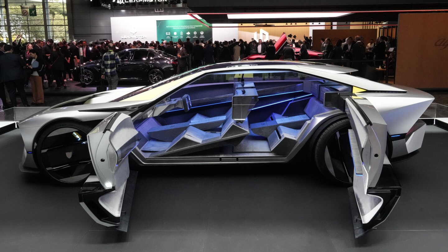 Paris Motor Show opens during brewing EV trade war between EU and China