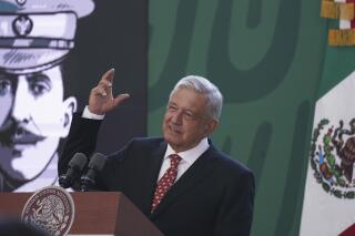 El presidente de México, Andrés Manuel López Obrador, durante una conferencia de prensa previa a la inauguración del aeropuerto internacional Felipe Ángeles, el 21 de marzo de 2022, al norte de la Ciudad de México. (AP Foto/Marco Ugarte)