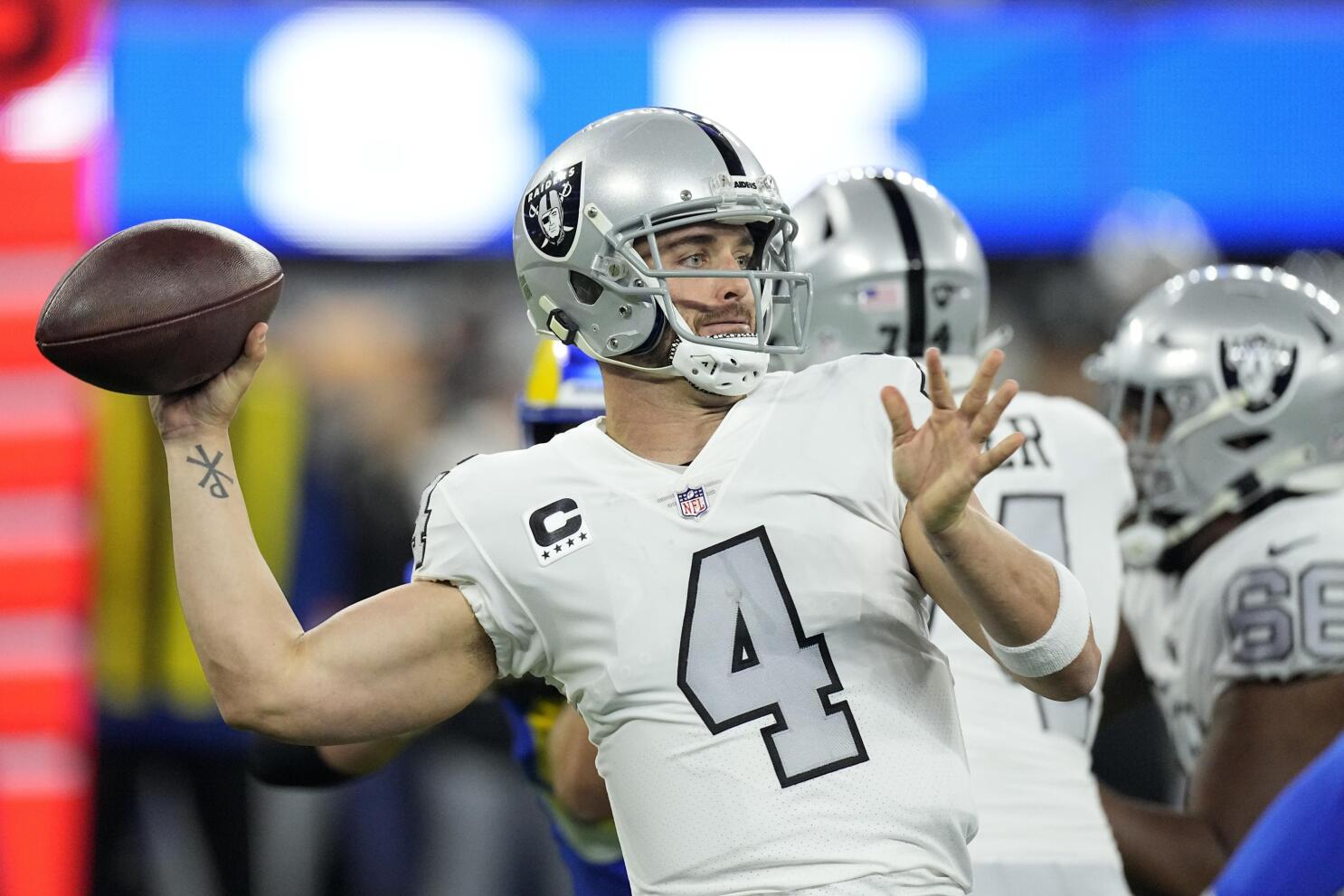 Derek Carr hits open market after release from Raiders