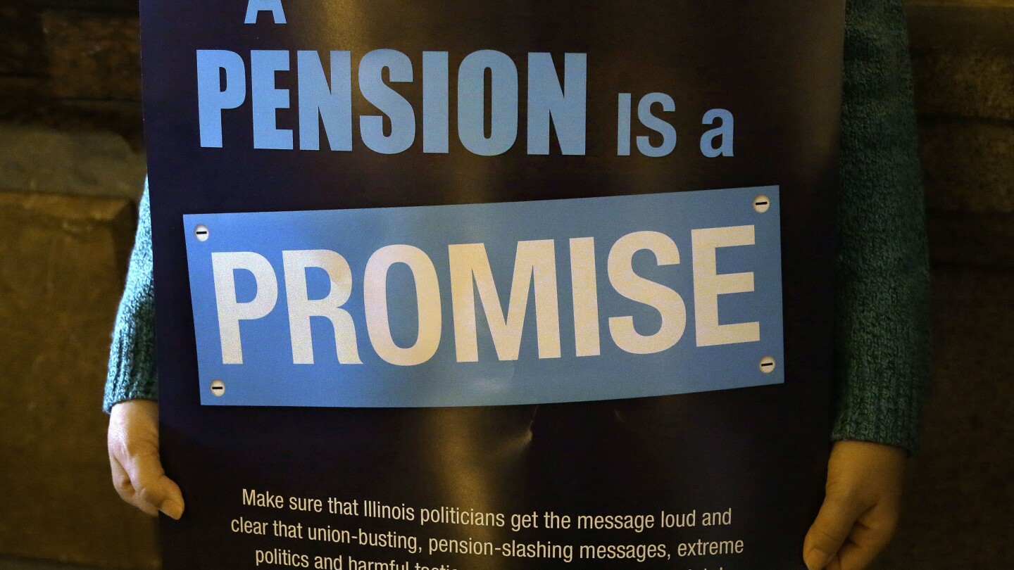 Демократите насочват вниманието към повече от 1 милион пенсии, спестени съгласно закон от 2021 г.