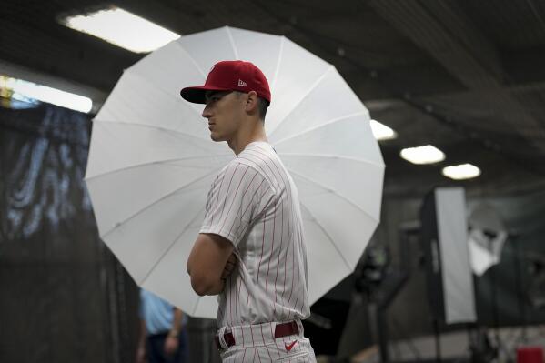 Noah Song arrives at Phillies spring training after Navy grants