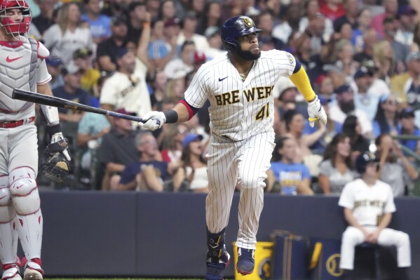 Brewers surrender late lead, fall to Phillies 4-2 Wisconsin News - Bally  Sports