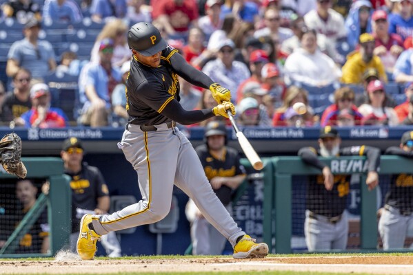 Pittsburgh Pirates' Ke'Bryan Hayes hits a single during the first inning of a baseball game against the Philadelphia Phillies, Sunday, April 14, 2024, in Philadelphia. (AP Photo/Laurence Kesterson)