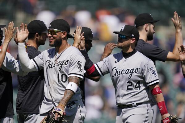 Uniforms worn for Chicago White Sox at Detroit Tigers on June 1