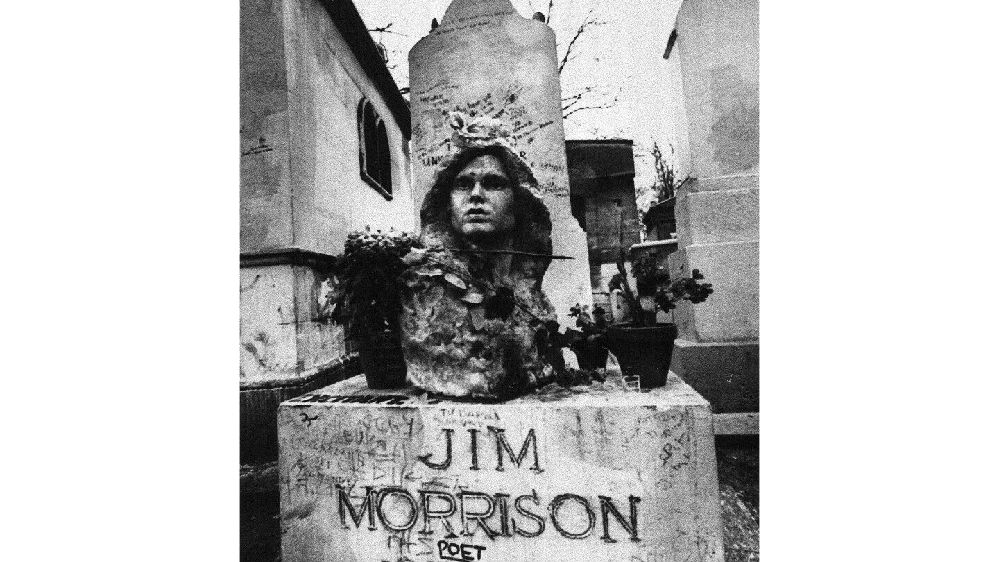 Jim Morrison bust stolen from Doors singer’s Paris grave in the ‘80s has finally been recovered