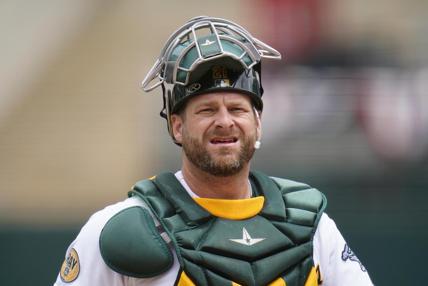 A's Stephen Vogt Hits Homer in Final Game Before Retirement