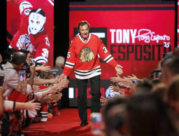 10 Rappers/Singers Supporting the Chicago Blackhawks
