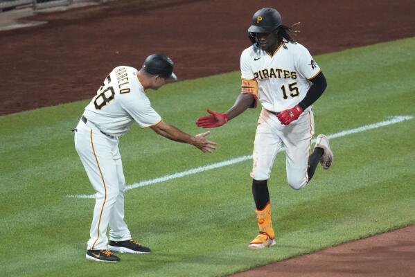 Pittsburgh Pirates' Oneil Cruz notches first four-hit game of season