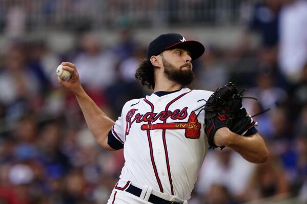 Braves' Brian Snitker defends pulling Ian Anderson in the middle of  no-hitter