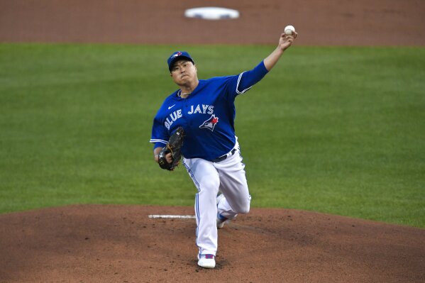 Blue Jays lose pitcher Hyun Jin Ryu to injury in heat of playoff