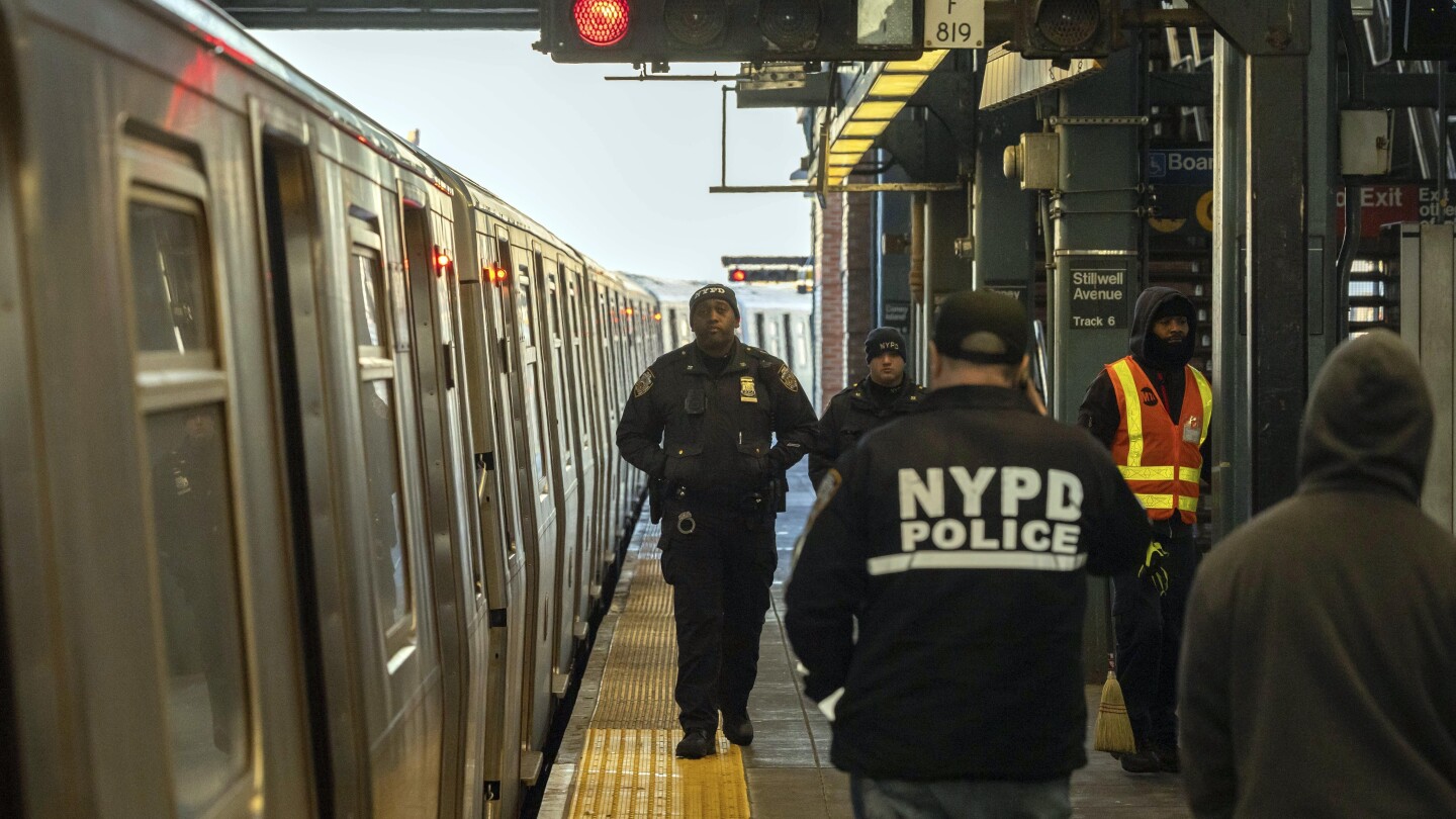 NY Governor Seeks to Strengthen Mental Health Laws Amid Rising Subway Violence