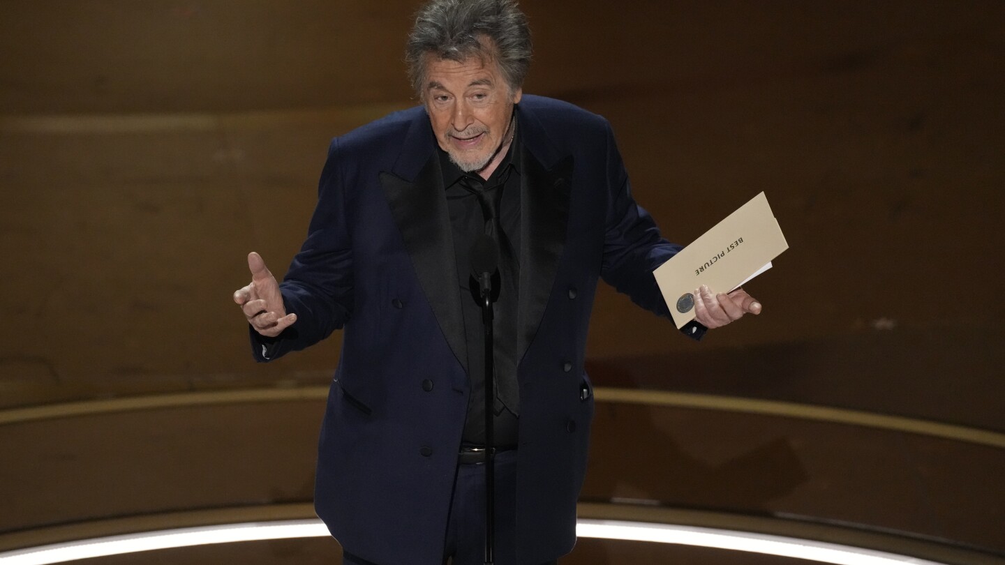 Oscars 2024 : Al Pacino dit que les producteurs lui ont demandé de ne pas lire les nominés pour le meilleur film