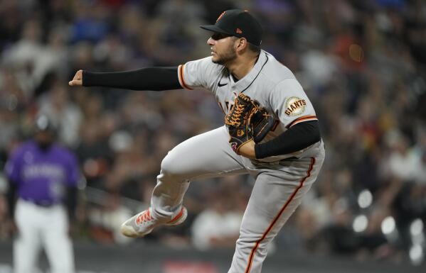 Giants deny Dodgers 100th win of season