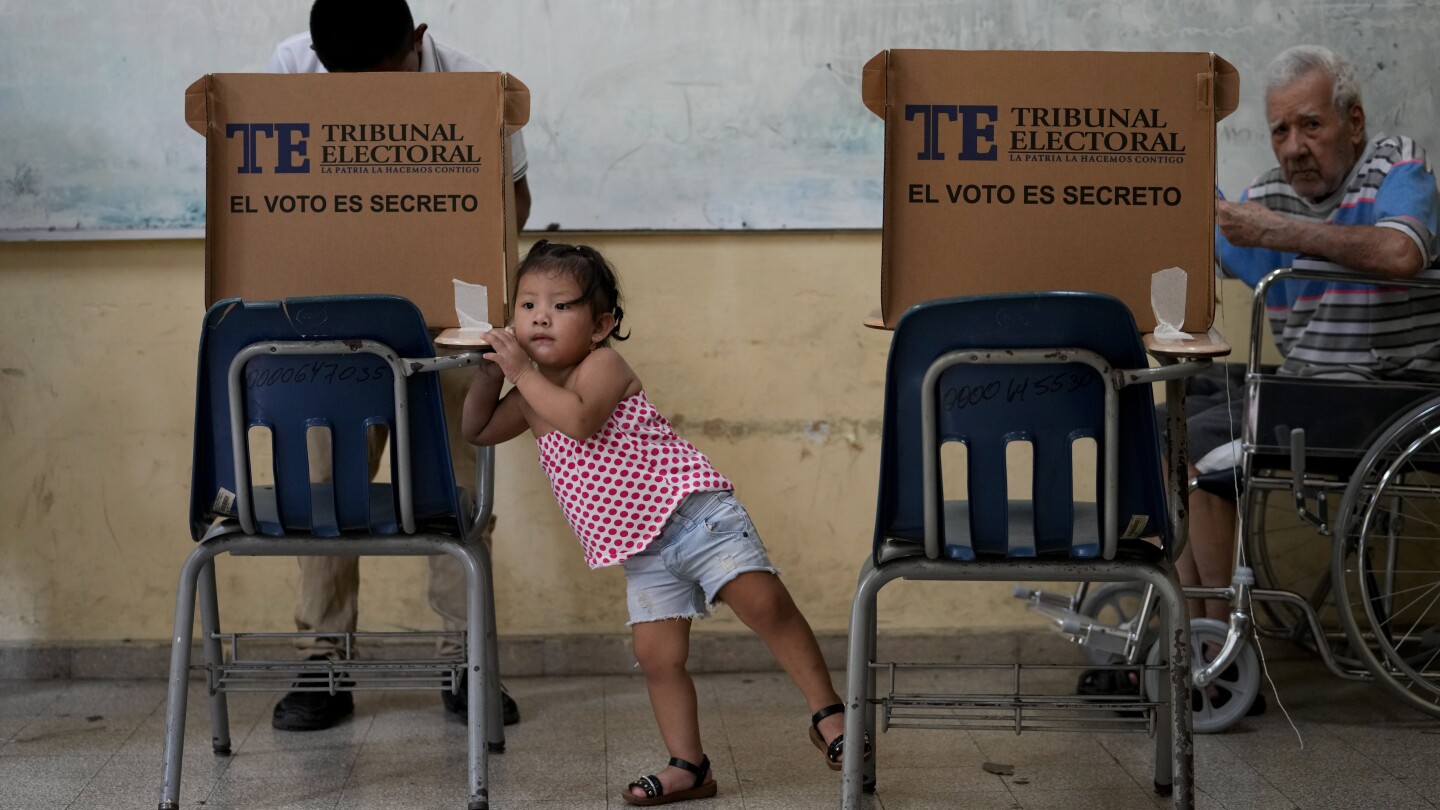 Elecciones en Panamá: Los electores en Panamá votan para elegir un nuevo presidente