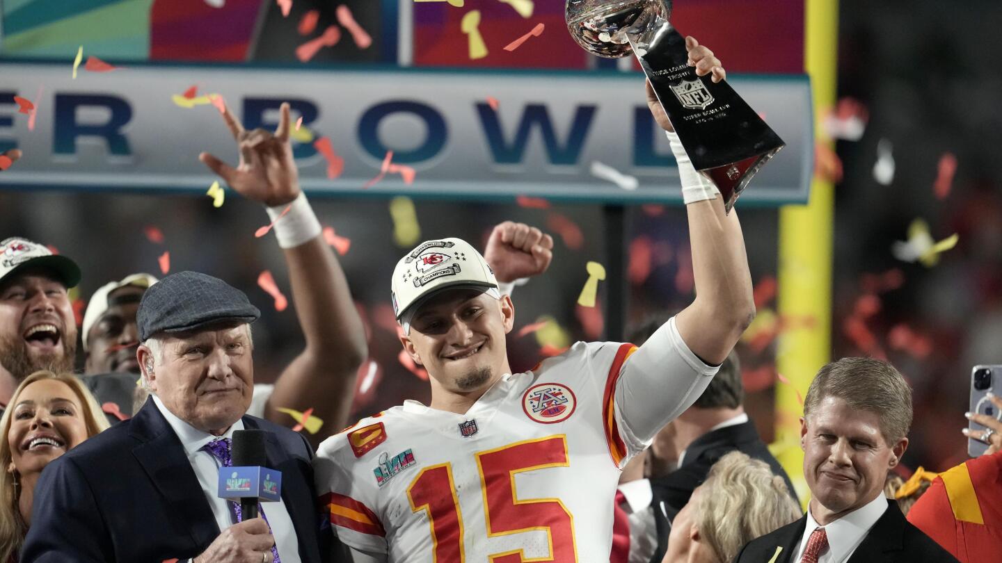 Mahomes adds another Super Bowl comeback to his ledger