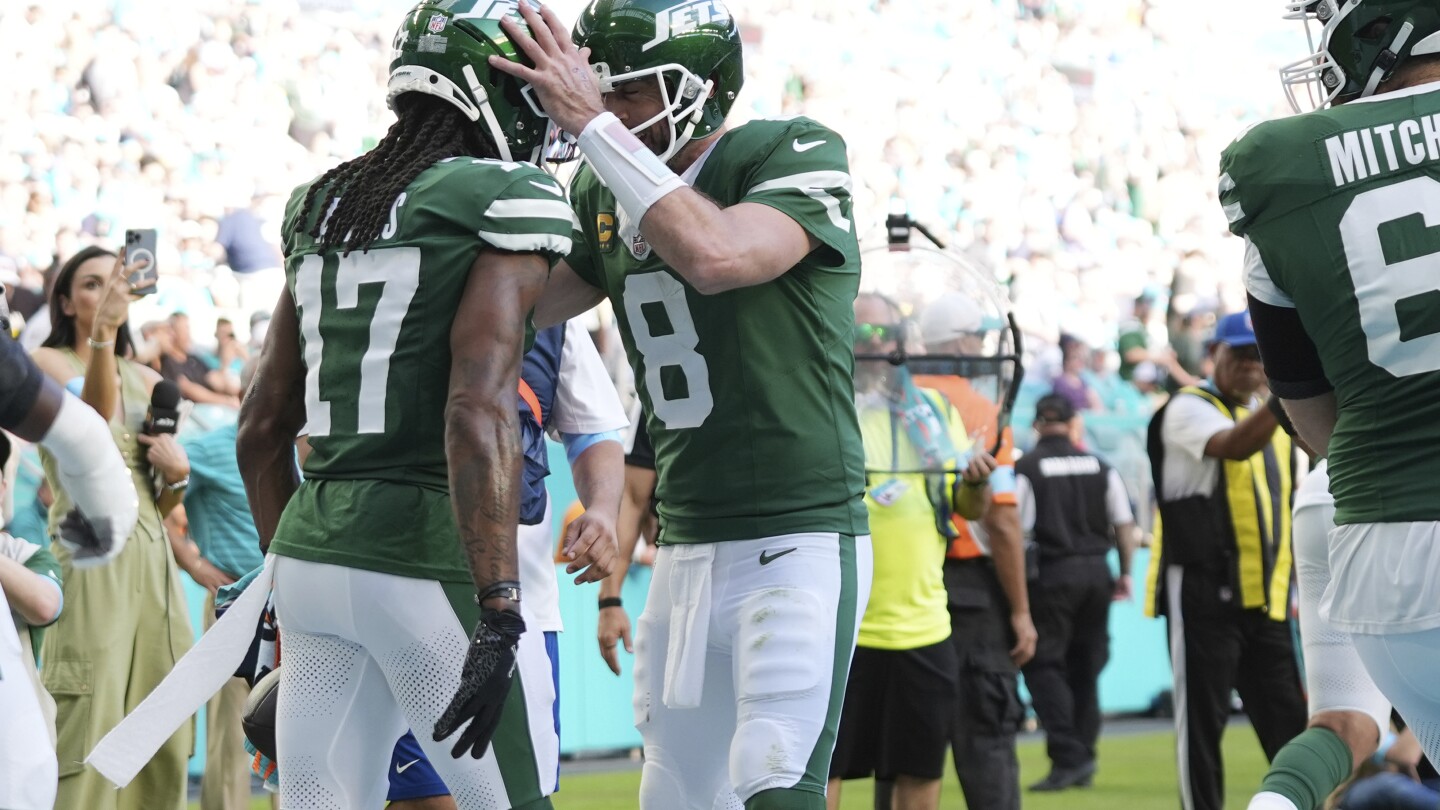 Jets, Jaguars Face Off Amid Struggles