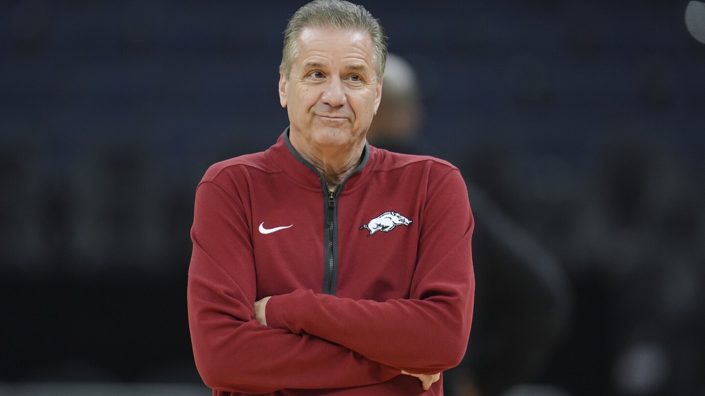 Arkansas' Calipari Faces Criticism After Overtime Loss to Texas Tech