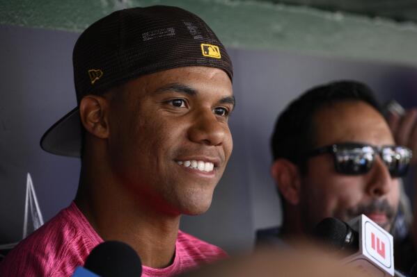 Juan Soto debuts for San Diego Padres; the Washington Nationals