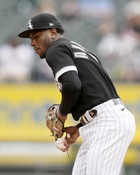 White Sox let another one slip away to Miami
