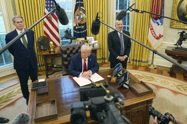 Elon Musk tightens grip on federal government as Democrats raise alarms |  AP News