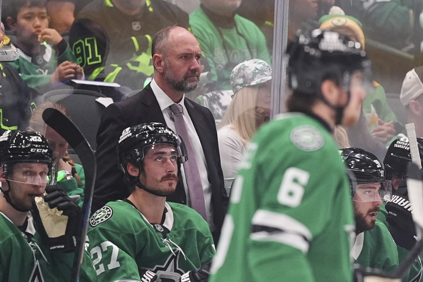 Dallas Stars fire coach Pete DeBoer