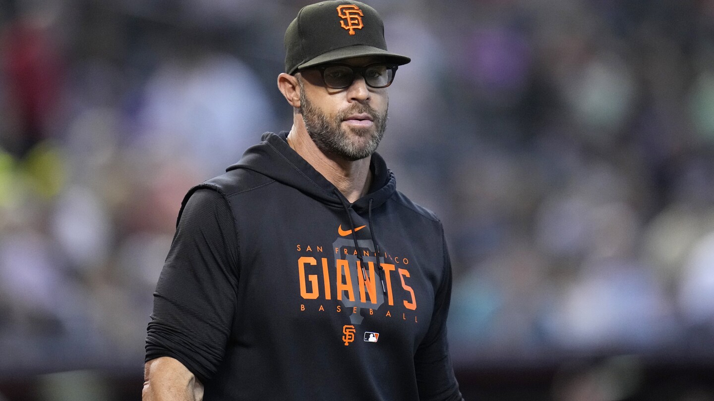 Marlins finalizing a deal to add former Giants manager Gabe Kapler to