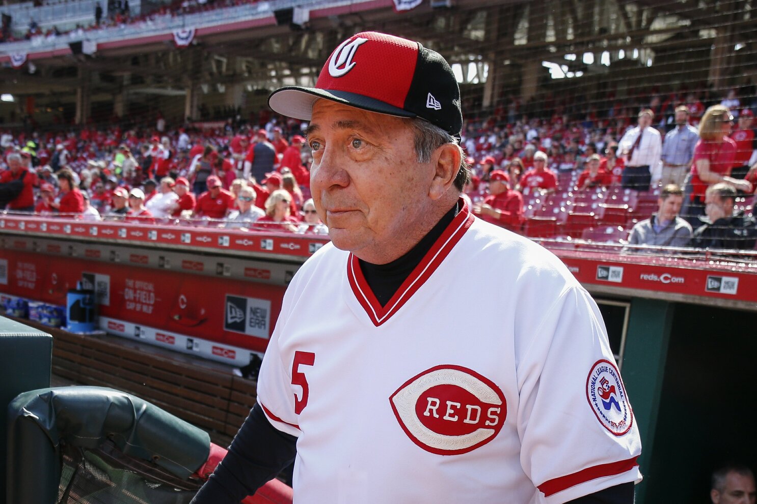 76ers fan to give memorabilia back to Johnny Bench