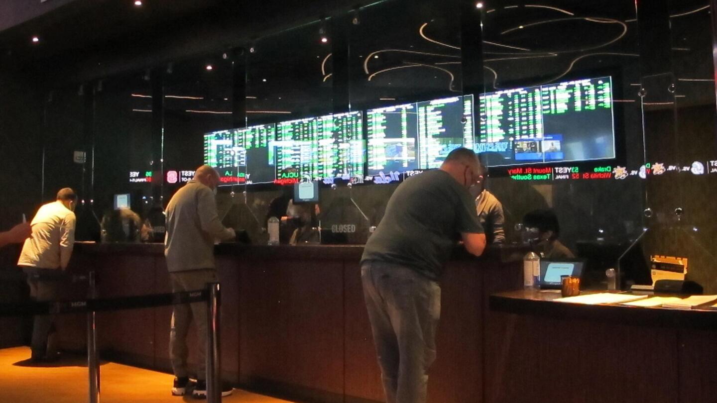 With legalized sports betting spreading, the NFL powers say deal us in -  The Boston Globe