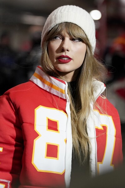 Wife of 49ers Kyle Juszczyk designs a custom jacket for Taylor Swift