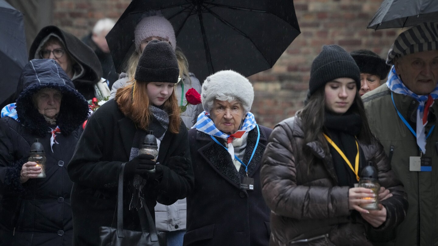 Holocaust-Gedenktag: Überlebende des Nazi-Vernichtungslagers begehen den 79. Jahrestag der Befreiung von Auschwitz