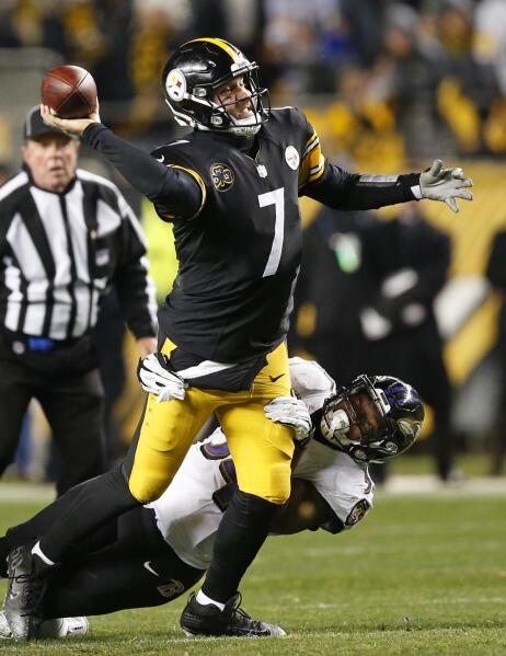 Ben Roethlisberger sets Steelers records with 522 pass yards and 6 TDs 