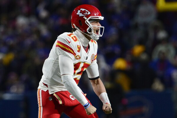 WAMC Sports Report 1/22/24: Kelce scores twice, Chiefs beat Bills 27-24 to  advance to AFC title game