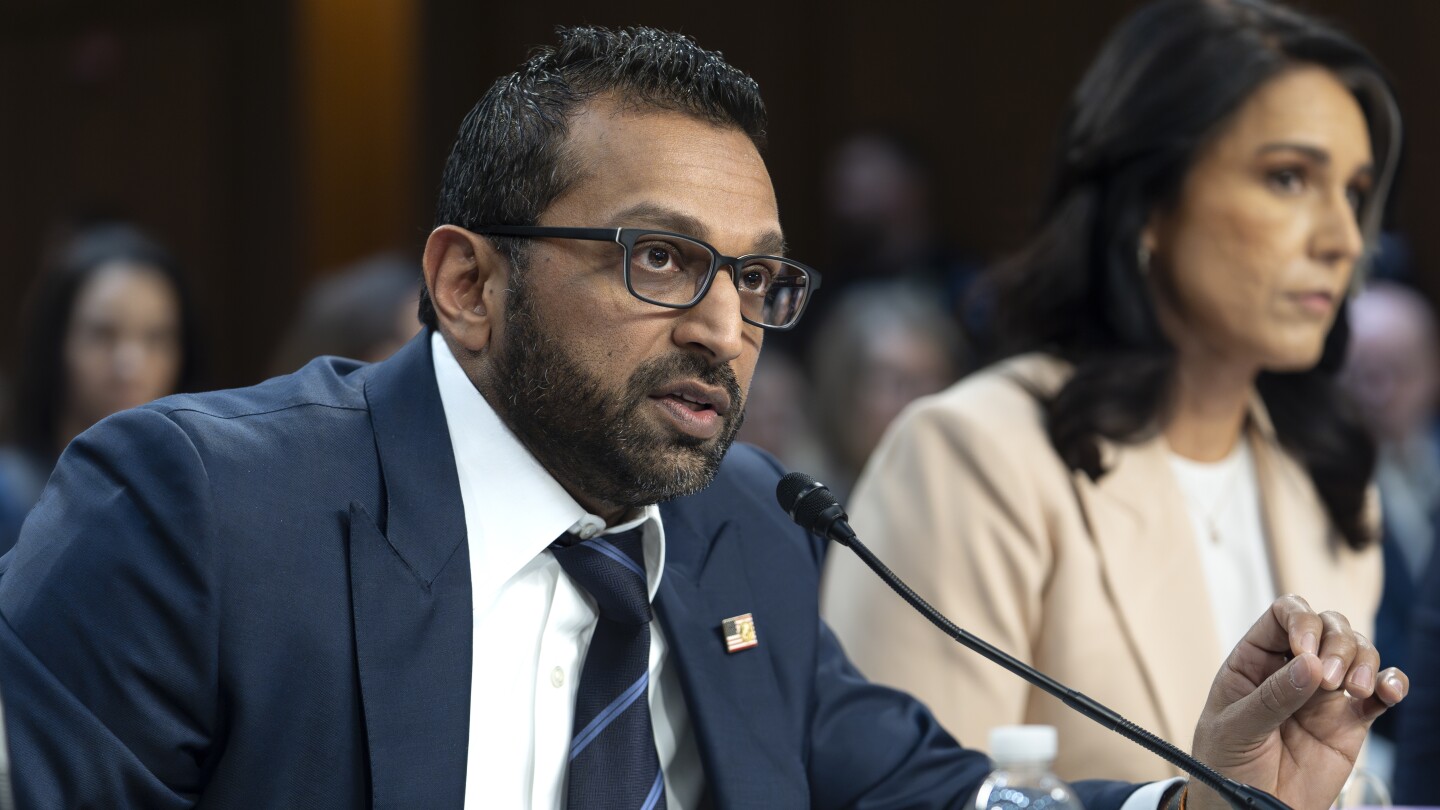 After a signaling error, the Senate will question US officials about national security threats