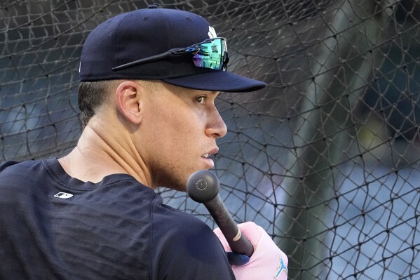 Aaron Judge is in Tampa playing simulated games. The Yankees don't rule out  a return this weekend