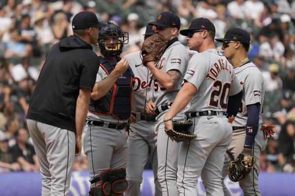 Hendriks gets win, Burger hits grand slam as White Sox beat Tigers