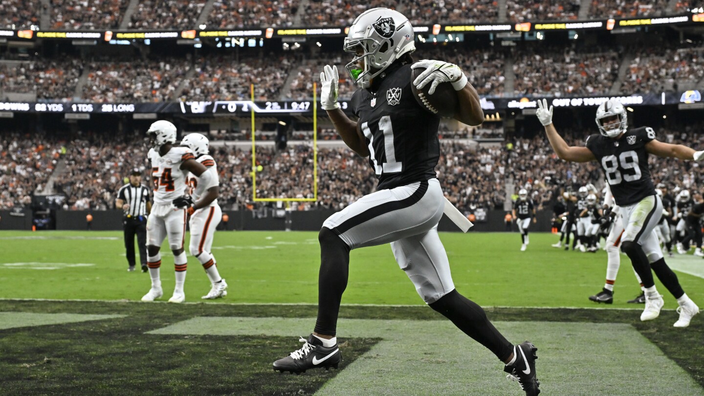 Raiders Beat Browns 20-16 Despite Injuries