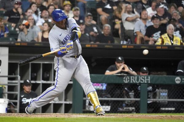 MLB rumors: Royals confirm Salvador Perez trade interest, but team