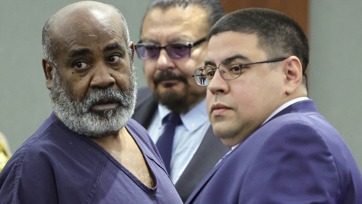 El ex líder de una pandilla se declara culpable ante un tribunal de Las Vegas de solicitar arresto domiciliario previo al juicio en el caso Tupac Shakur.