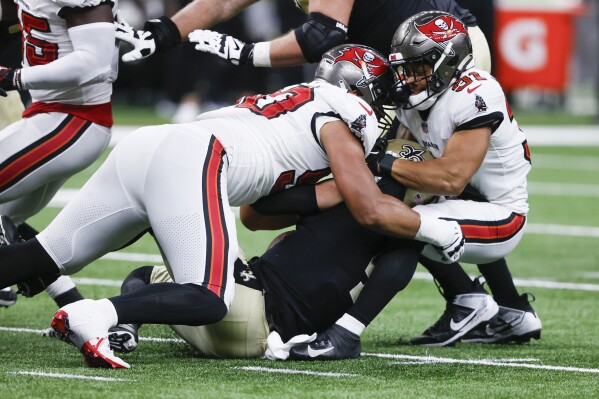 Saints QB Derek Carr active vs. Buccaneers