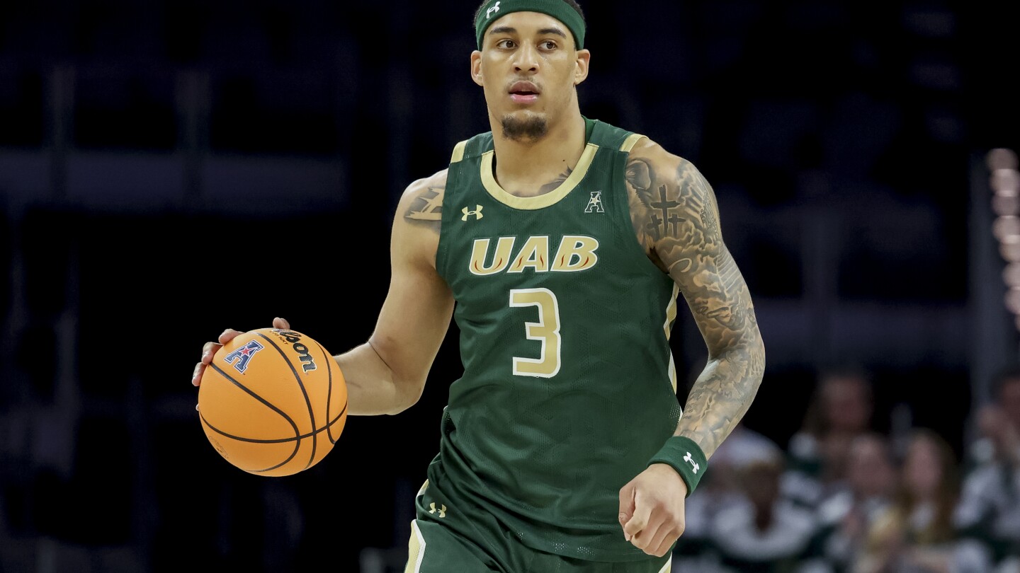 UAB's Yaxel Lendeborg is going to Michigan if he doesn't stay in NBA draft ...
